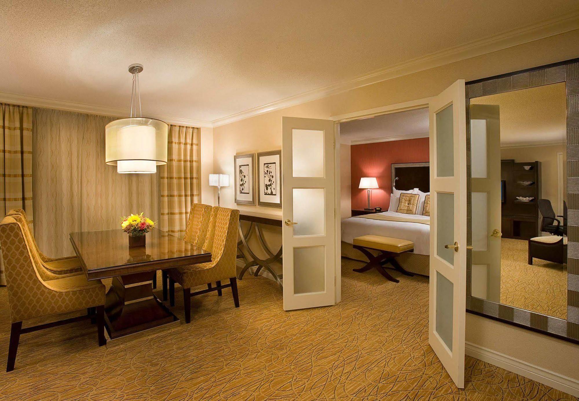 Aguascalientes Marriott Hotel מראה חיצוני תמונה