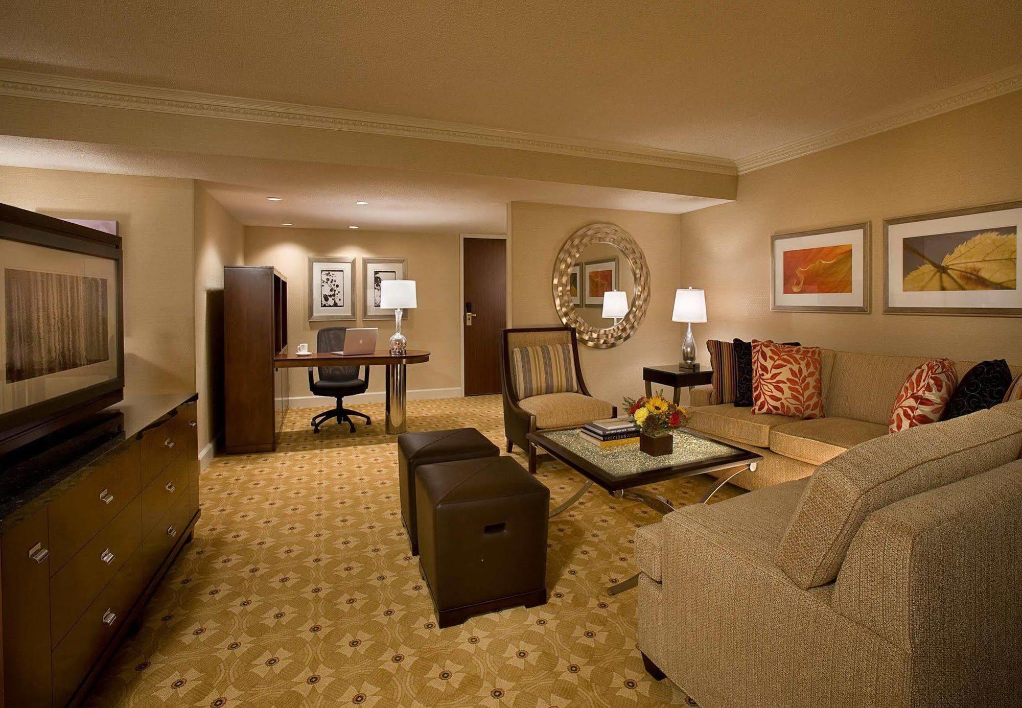Aguascalientes Marriott Hotel מראה חיצוני תמונה